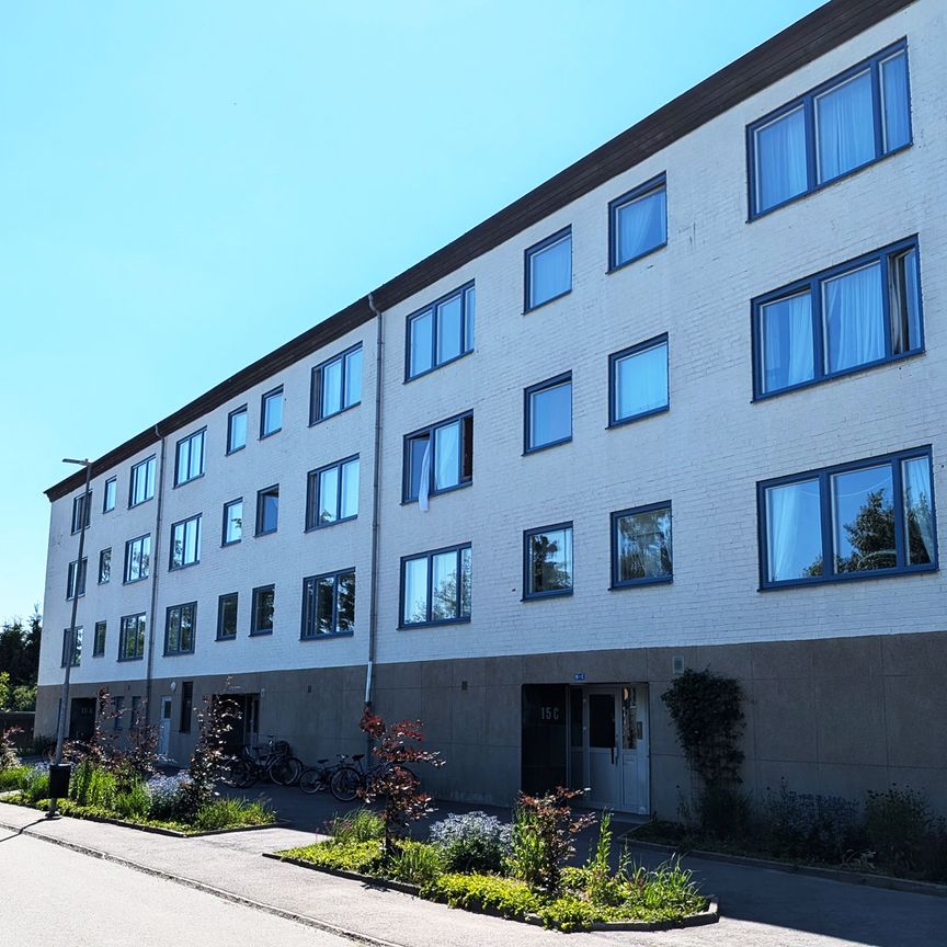 Västermalmsgatan 15 C - Photo 2