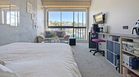 Welcome to apartment 204A in Vedado Apartments! - Photo 3