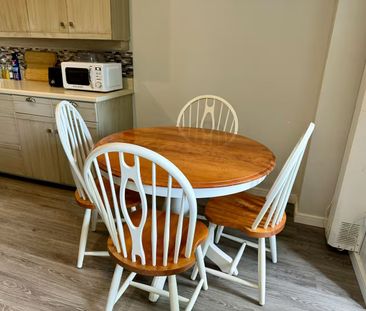 For Lease - 27 Valley Trail Unit# Basement, East Gwillimbury, Ontario - Photo 4