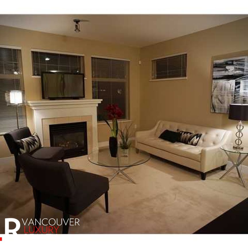 Condo in Vancouver West Side, BC - Photo 1
