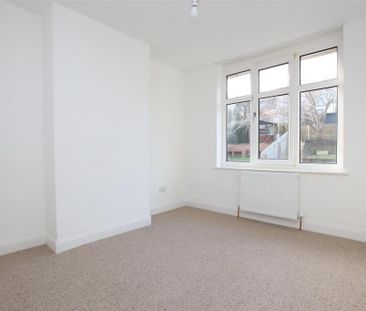 3 bedroom house to rent - Photo 3