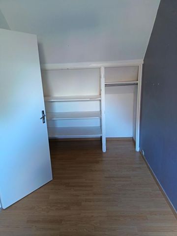 Location Maison 5 pièces 136m² EU 76260 - Photo 4