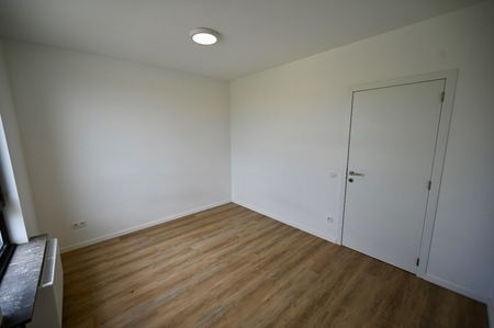 LICHTRIJK INSTAPKLAAR APPARTEMENT MET DUINENZICHT EN MOGELIJKHEID GARAGE - Foto 4