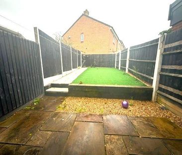 2 bedroom terraced house to rent - Photo 2