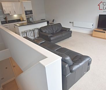 2 Bedroom Apartment - Photo 2