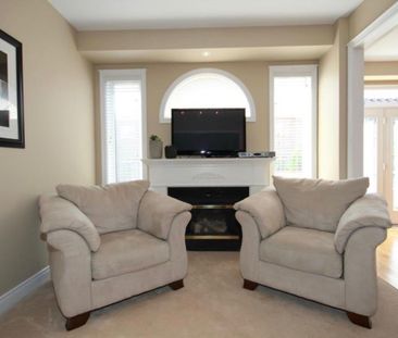 For Lease - 3364 Hayhurst Crescent, Oakville, Ontario - Photo 5