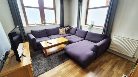 6 bedroom terraced house to rent - Photo 2