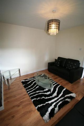 4 bedroom house to rent - Photo 3