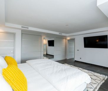 6 room luxury Villa for rent in Marbella, Andalusia - Photo 4