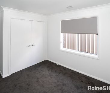 THREE BEDROOM DELIGHT - Photo 3