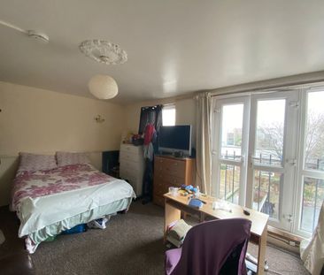 Room in a Shared Flat, Glengall Grove, E14 - Photo 5