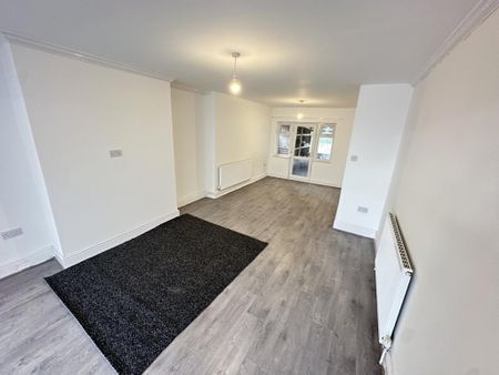 Mauldeth Road West, Chorlton Cum Hardy, Manchester, M21 - Photo 2