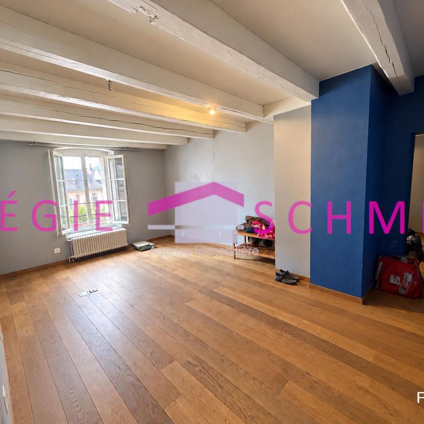 3.5 room apartment in the heart of the old town of Aubonne - Photo 1