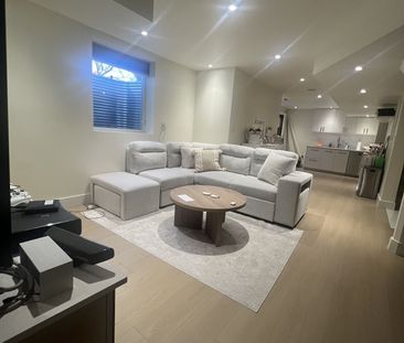 For Lease - 5988 Sidmouth Street, Mississauga, Ontario - Photo 6