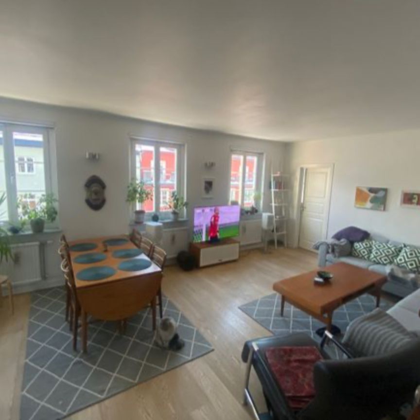 Ljus & välplanerad 3:a i bra läge - Foto 1