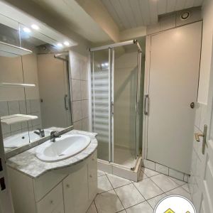 Location Appartement 2 pièces 55m² CHATEAUBRIANT 44110 - Photo 2