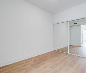 For Lease - 2343 Khalsa Gate Unit# 316, Oakville, Ontario - Photo 3