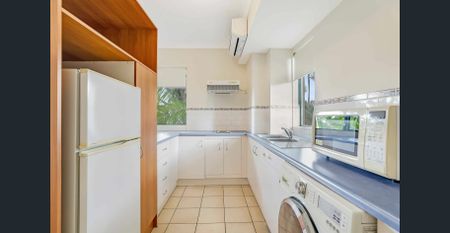 FULL FURNISHED AND A MUST SEE NOW!!!! - Photo 3