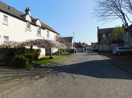 Craigcrook Road, Edinburgh, EH4 7BA - Photo 2