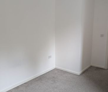 2 Bed Terraced House, Carr Mills, LS7 - Photo 4