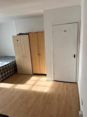 Studio to rent - Photo 4