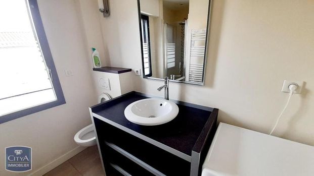 Location Appartement 1 pièce 24m² LA ROCHELLE 17000 - Photo 1