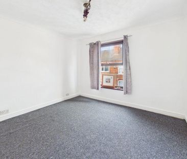 2 bedroom semi-detached house to rent - Photo 3