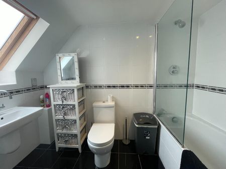 Windsor Court, Warwick Road, Stratford-upon-Avon - Photo 5