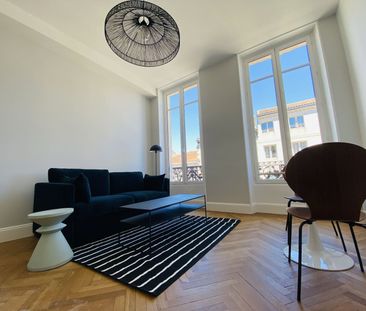 STUDIO MEUBLÉ HAUT DE GAMME // FONDAUDEGE // RARE - Photo 5