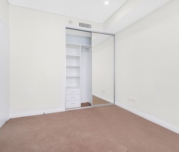 509/12 East Street Granville - Photo 3