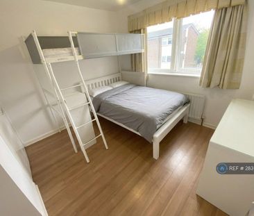 2 bedroom terraced house to rent - Photo 3