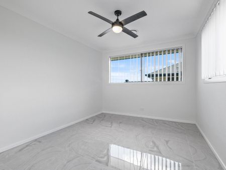 Stunning 5-Bedroom Family Home in Heathwood - Photo 4