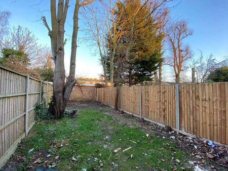 Moreton Avenue, Isleworth, TW7 - Photo 5