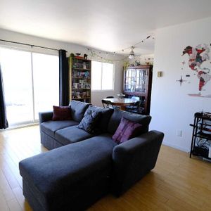 GRAND 4 1/2 ** DÉCEMBRE/JANVIER ** À PIED MÉTRO MONTMORENCY + BEAU SECTEUR + ENDROIT PAISIBLE + LAISSEZ-MOI VOTRE NOM ET TÉLÉPHONE - Photo 2