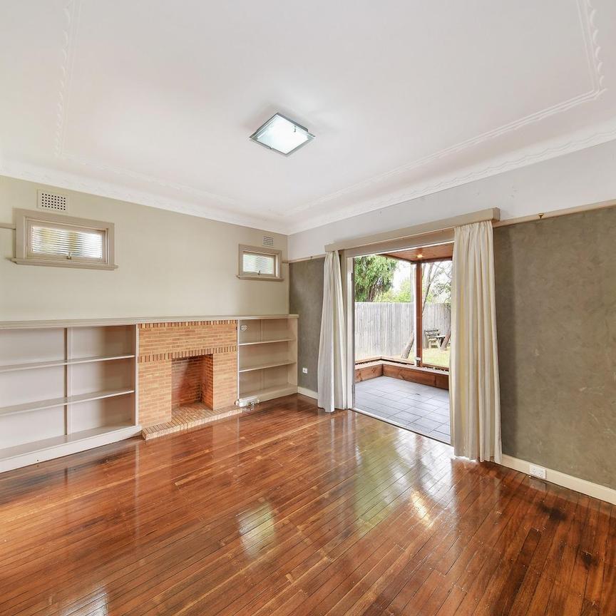 653 Pacific Highway, Mount Colah NSW 2079 - House For Rent | Domain - Photo 1