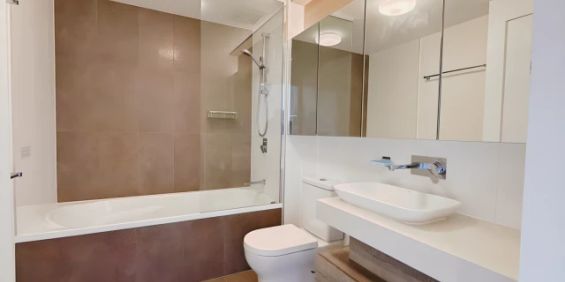 2 bed 2 bath-11005 - Photo 3