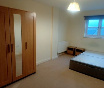 2 Bed Flat, Bluemoon Way, M14 - Photo 1