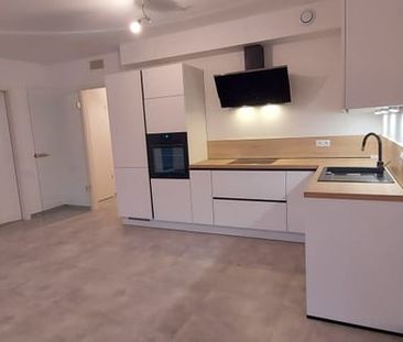Appartement te huur - Photo 1