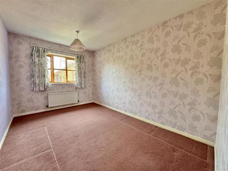 3 bedroom detached house to rent - Photo 4