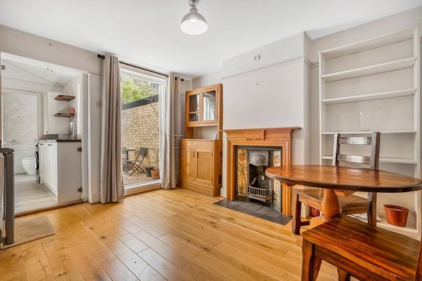 2 bedroom terraced house to rent - Photo 1