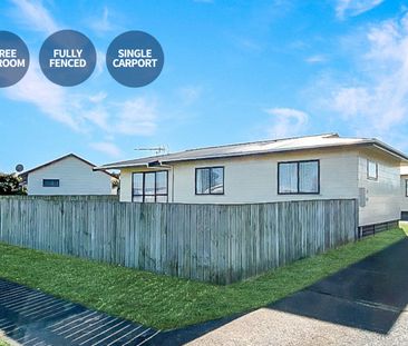 Fully Fenced Home - Photo 2