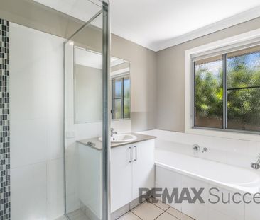 Modern Stand-Alone Villa in Prime Darling Heights Location - Photo 6