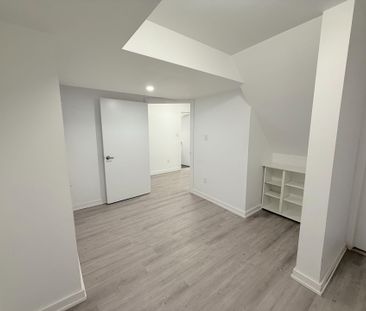 For Lease - 38 Burnhamthorpe Road Unit# Lower, Oakville, Ontario - Photo 6