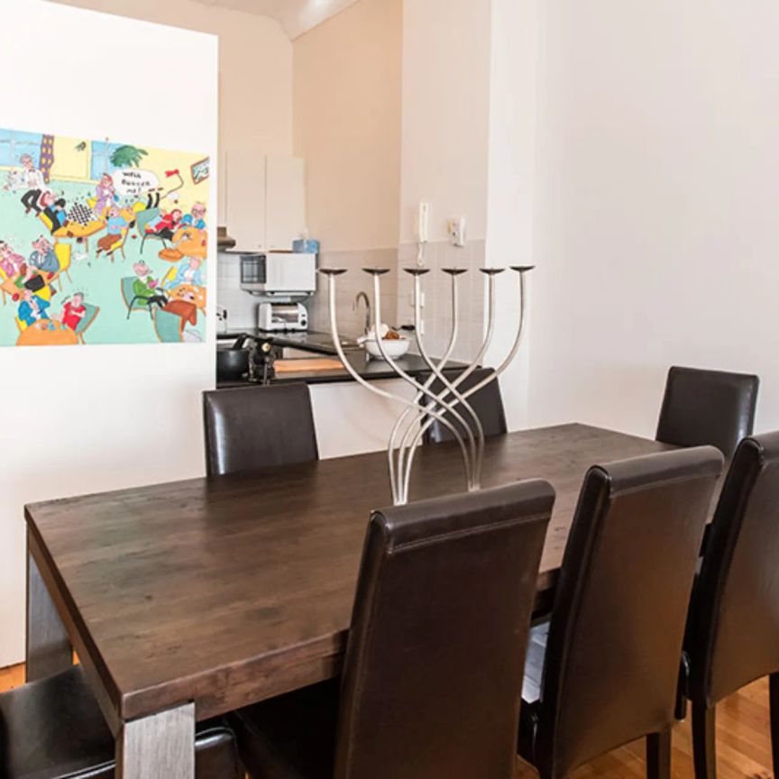 Amazing views over Albert Park - Photo 1