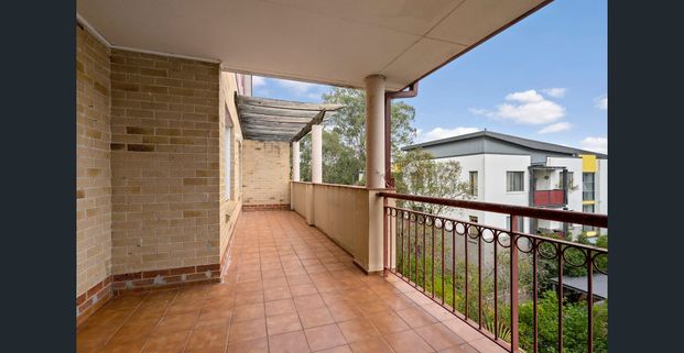 Neat and Tidy 2 Bedroom Unit - Photo 1
