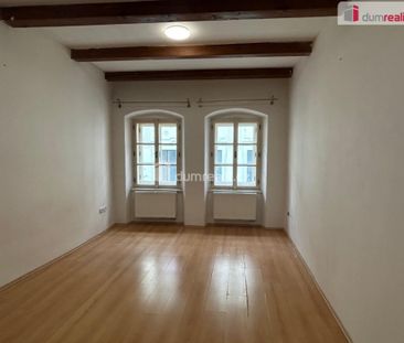 Pronájem bytu 1+kk 28 m2 - Fotografie 1