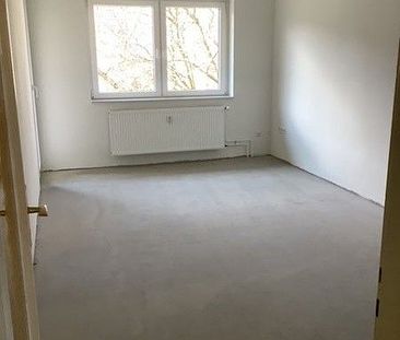Frei zu gestaltende 3 Zimmer-Wohnung mit Balkon in Jöllenbeck / WBS erforderlich - Foto 1