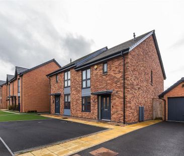 3 bedroom semi-detached house to rent - Photo 2