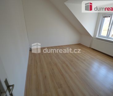 Pronájem bytu 1+1 43 m², Nová Šárka 468, Praha Liboc - Photo 2
