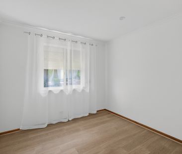 Open the door to coastal living - Photo 6